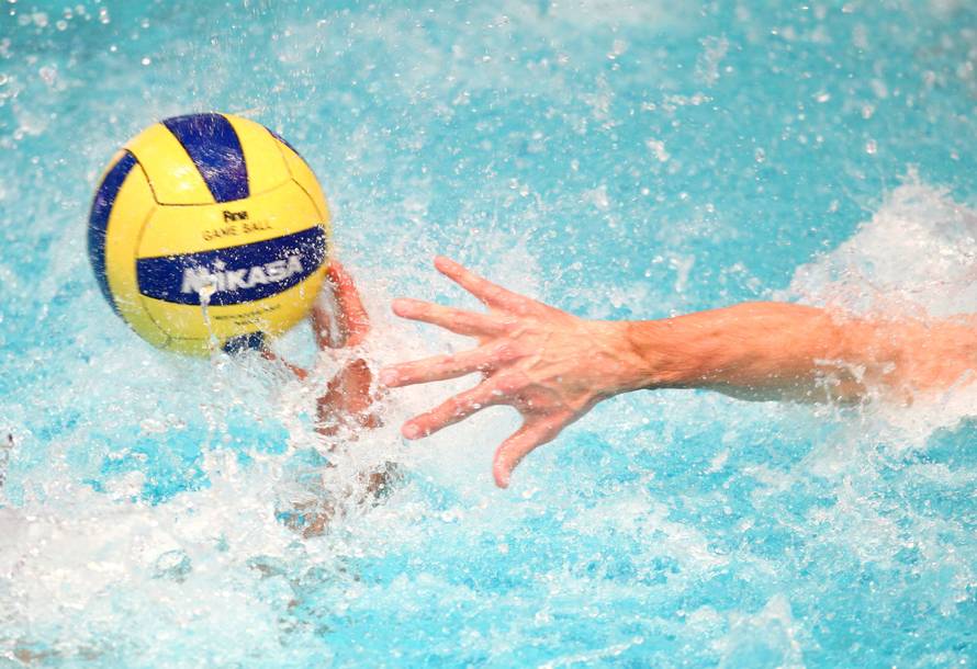 Skandal u Beogradu: Hrvati i Grci potukli su se - u bazenu!