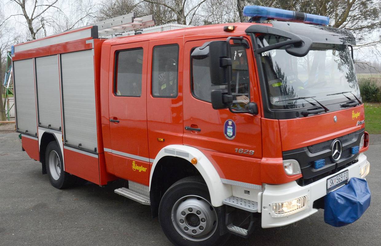 Eksplozija i požar kamina u Zagrebu, jedan završio u bolnici