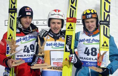 Ski skokovi: Treća pobjeda Švicarca Simona Ammanna