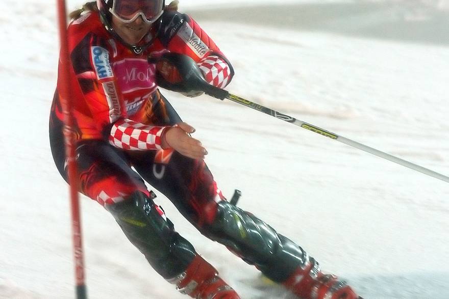 Sretan ro&dstrok;endan, Janice! Prije 20 godina nas je nevjerojatnim laufom bez &scaron;tapa bacila u trans