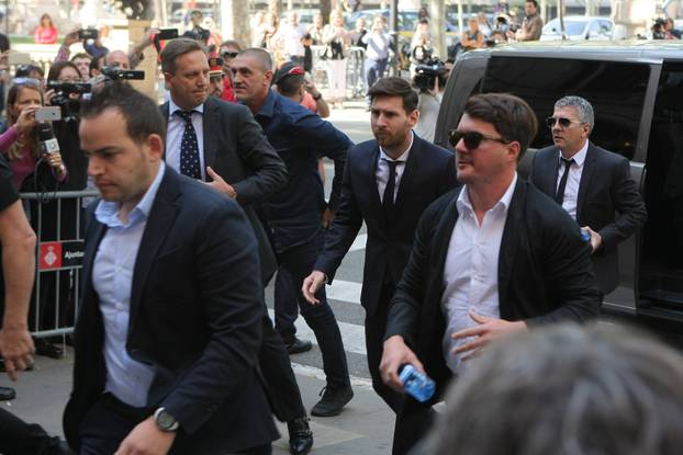 Barcelona: Po?elo su?enje Lionelu Messiju zbog utaje poreza