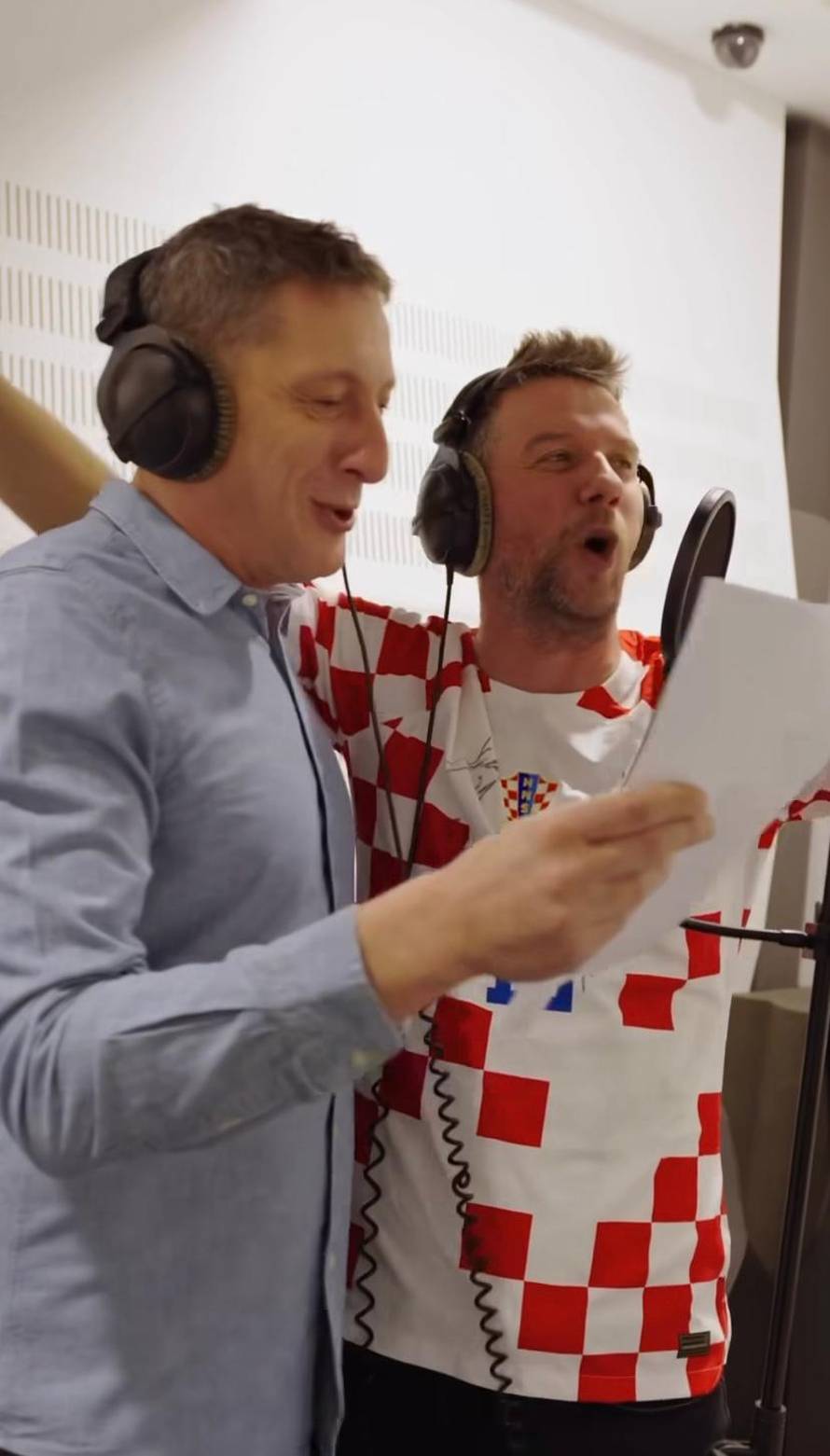 Poslušajte navijački hit! Bulić i Džomba su zapjevali: 'Idemo pokazat da smo svjetska sila!'