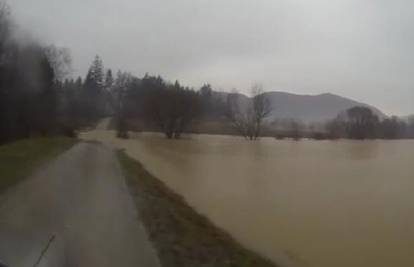 Poplave pogodile Sloveniju, u rijeci Paki su našli tijelo žene
