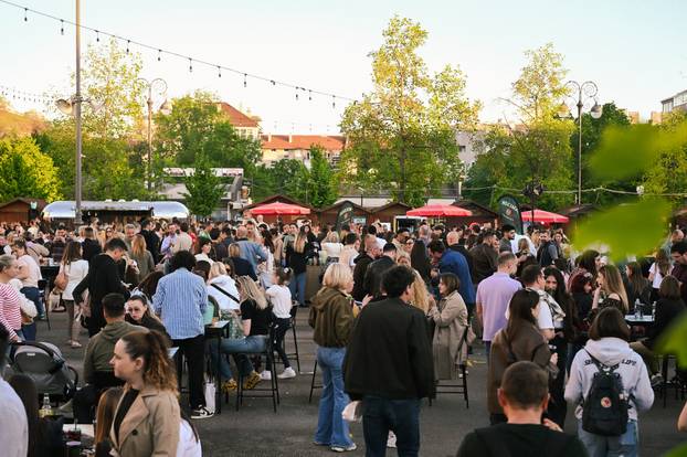 Zagreb: PLACe Market na Kvatriću okupio velik broj posjetitelja