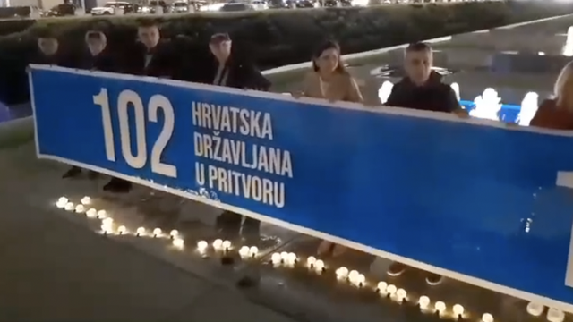 VIDEO U Zagrebu se okupili  roditelji uhićenih navijača