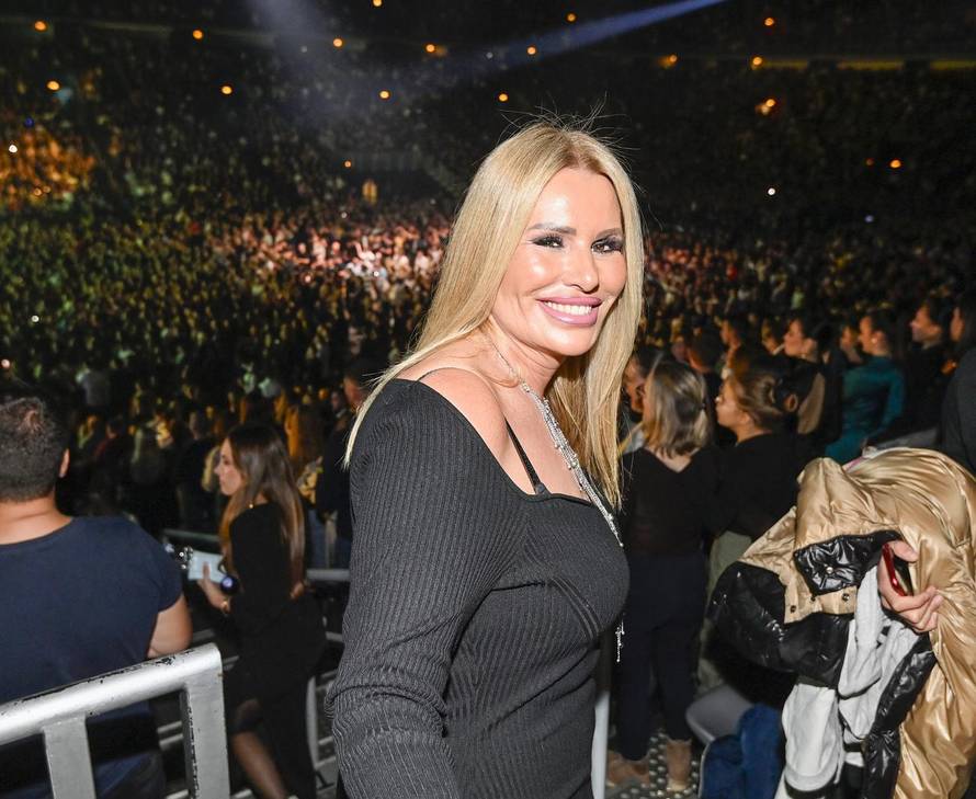 Zagreb: Poznati na prvom koncertu  Aleksandre Prijović