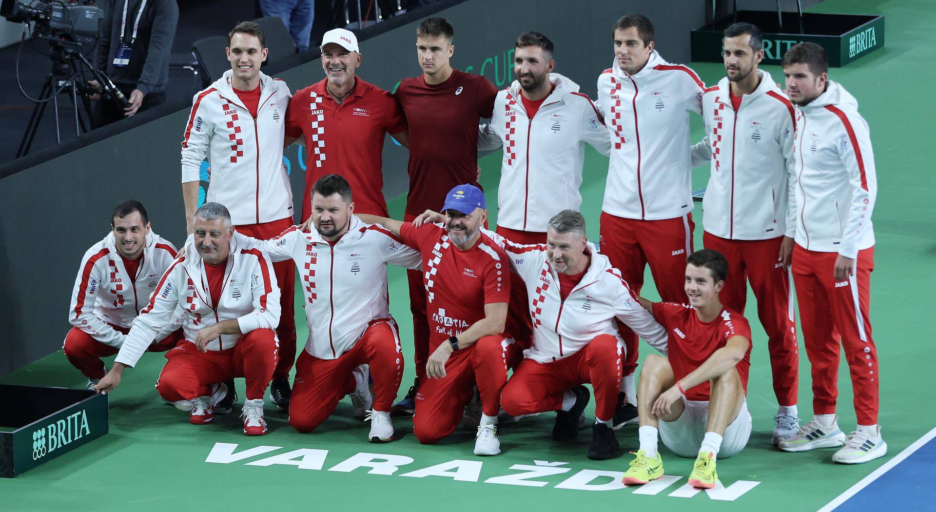 Varaždin: Davis cup, slavlje igrača hrvatske reprezentacije nakon pobjede od 4:0