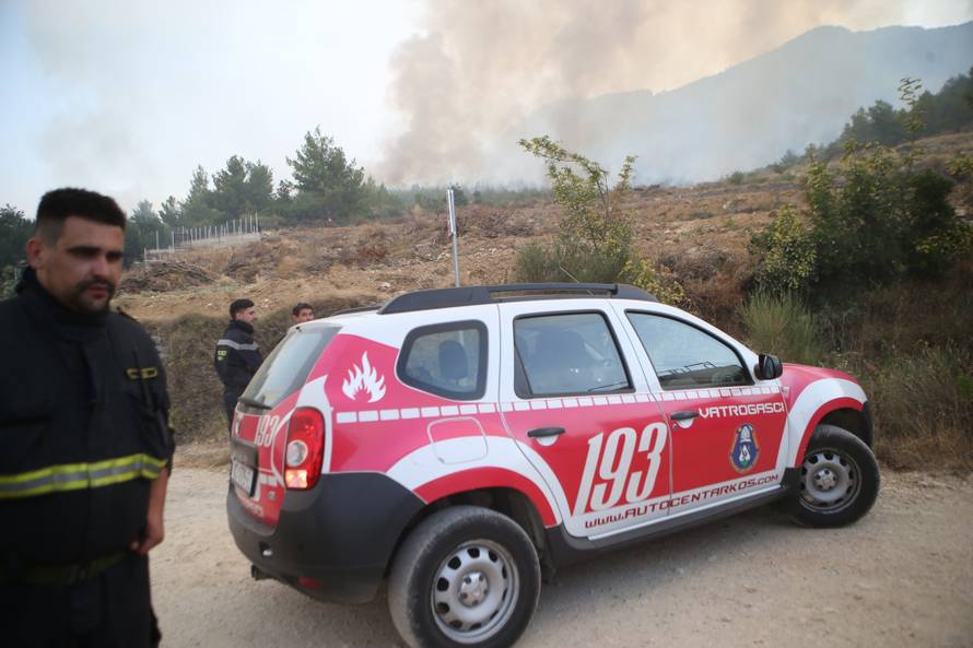 Piloti kanadera: Ovo je majka svih požara, to još nismo vidjeli