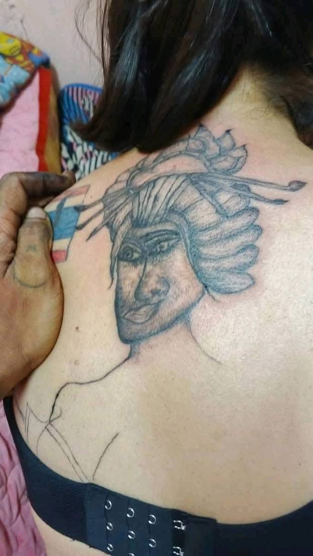 FOTO 50 tetovaža koje su pravi promašaj: 'Izgleda da su ih napravili pod prisilom!'