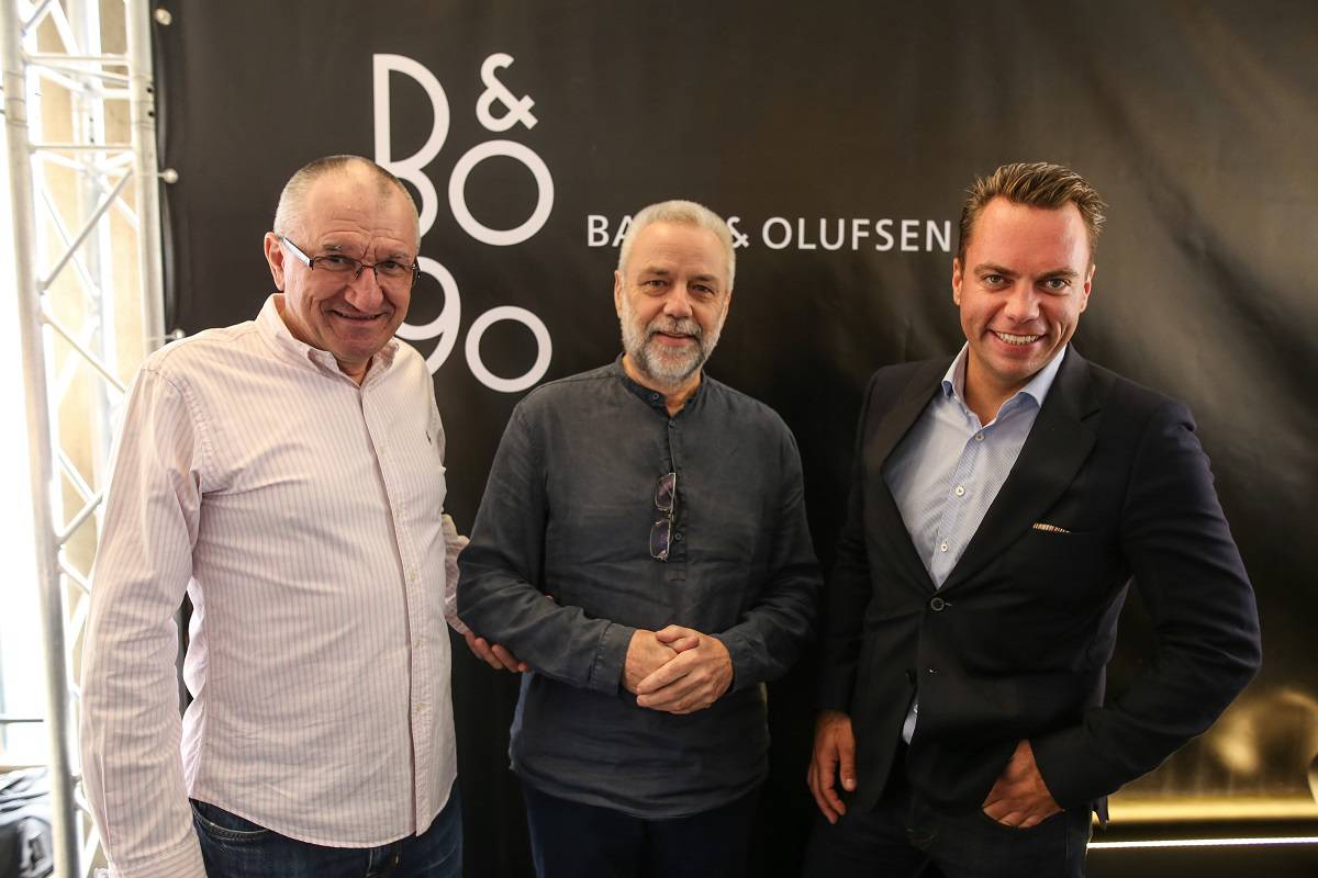 Bang & Olufsen