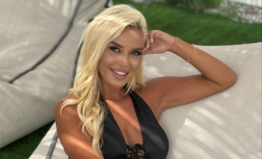 Srbija gori, a Dačićeva miljenica piše po internetu:  'Što ste, bre, vi? Komandanti? Zaigrali ste se'