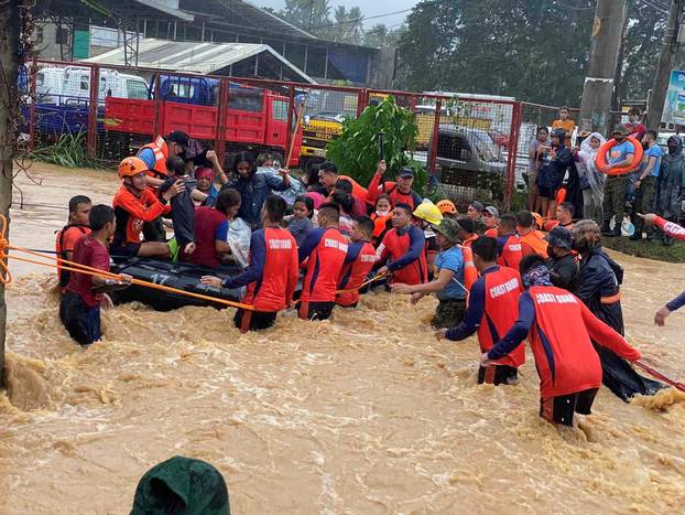 Typhoon Rai makes landfall in the Philippines