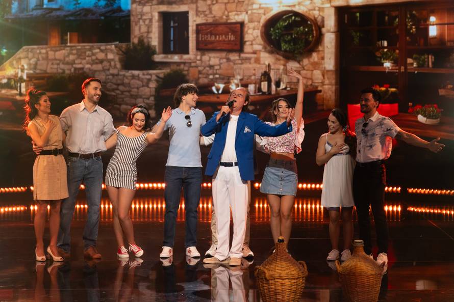 Nižu se komentari na nastup Bošnjaka: 'Grdović na soku! To je Gargamel, maska je užasna'