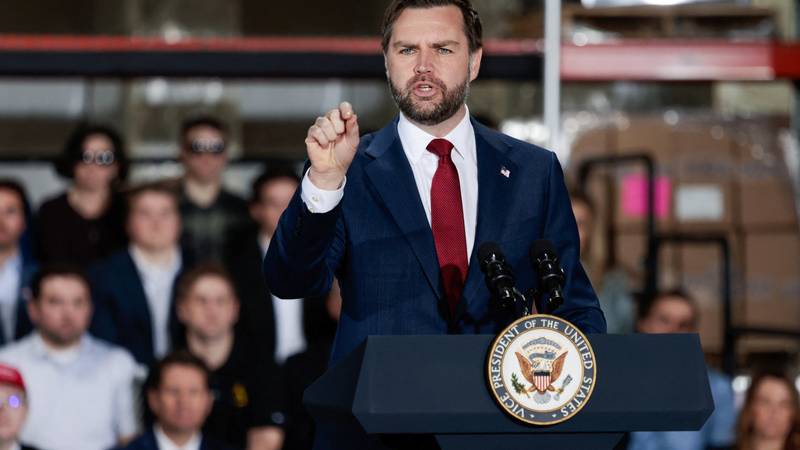 Vance stiže Orbanu uoči izbora