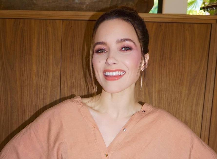 Sophia Bush o svom poljupcu s Ryanom Reynoldsom: 'Bila sam uplašena, ali on je sve olakšao'