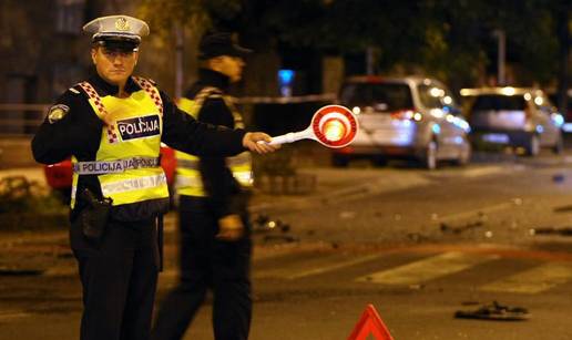 Pijan teturao ulicom te podletio pod motor, ozlijeđen motorist