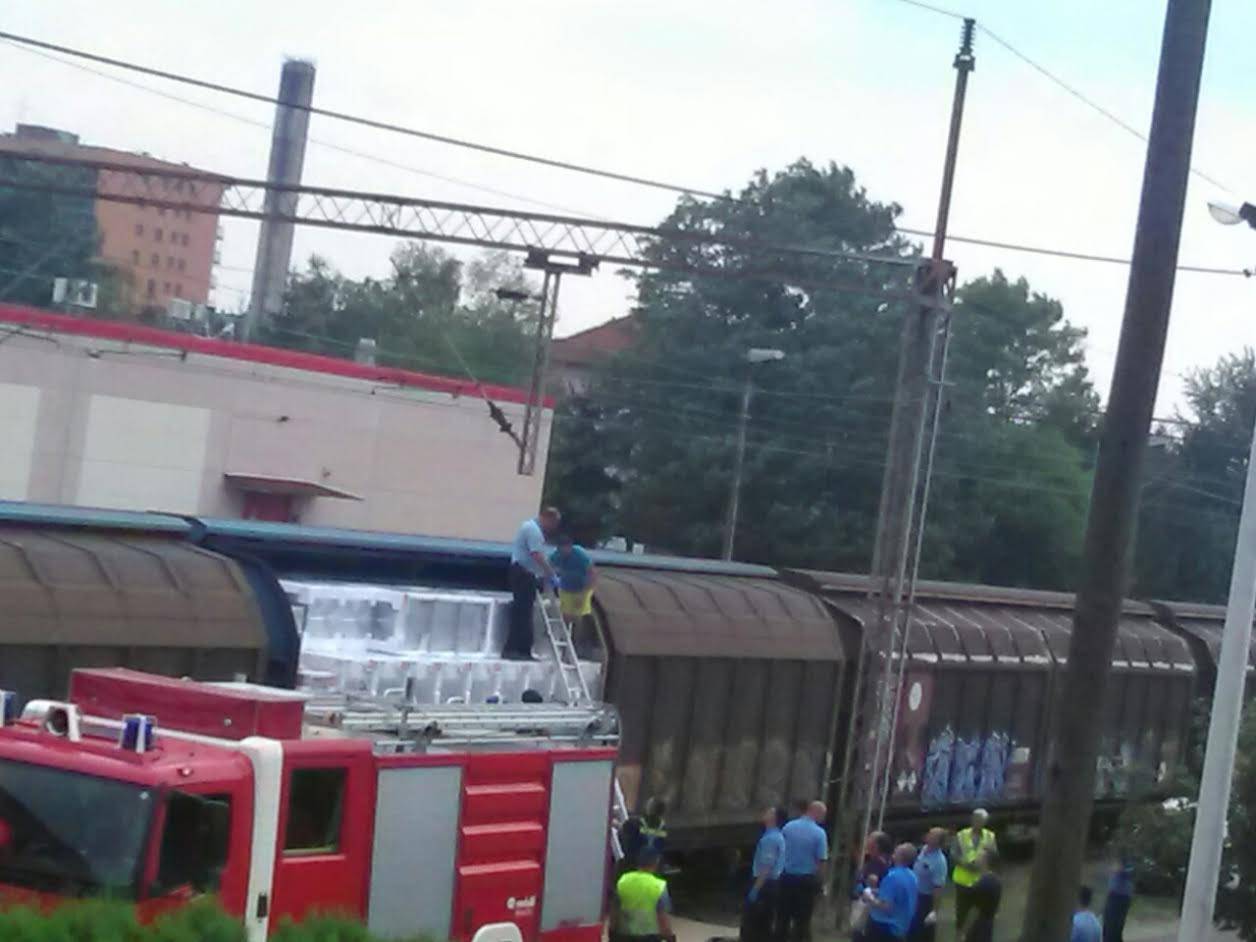 Slavonski Brod: U teretnom vlaku su našli 15-ak izbjeglica