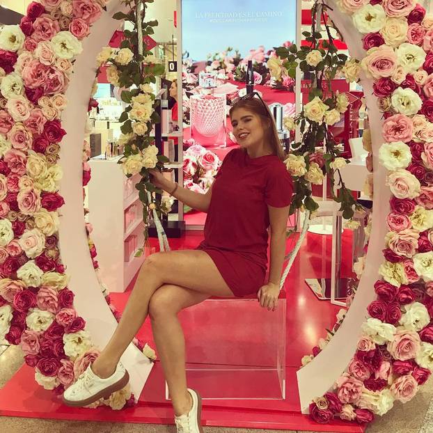 FOTO Legendarni nogometaš na dodjelu Zlatne lopte poveo novu djevojku. Mlađa je 38 godina