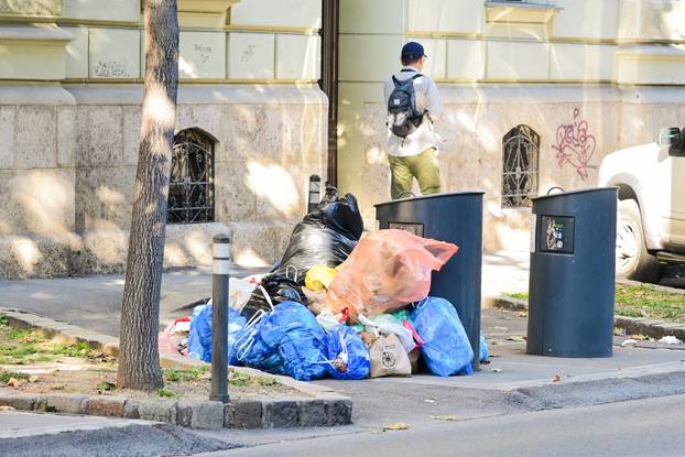 Zagreb: Sve je više smeća u centru grada 
