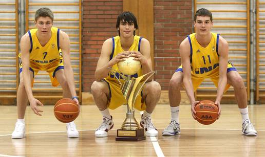 FOTO Od 'mrava' do divova! Evo kako je ko&scaron;arka&scaron;ki trio izgledao u mladosti, bili su prvaci Europe