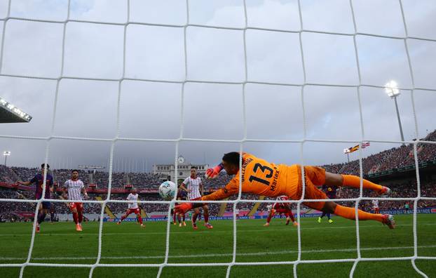 LaLiga - FC Barcelona v Girona