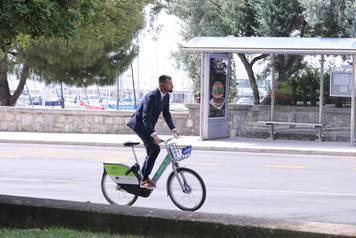 Split: Bojan Ivošević na biciklu