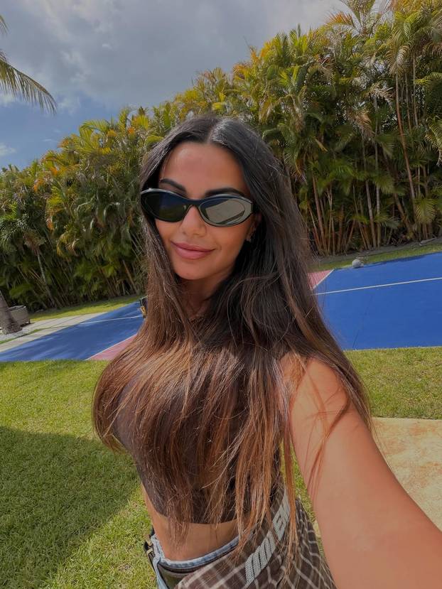 FOTO KAKVE LJEPOTICE! Ima li Španjolska najljepše WAGS-ice? Evo koga ljube Olmo i društvo...