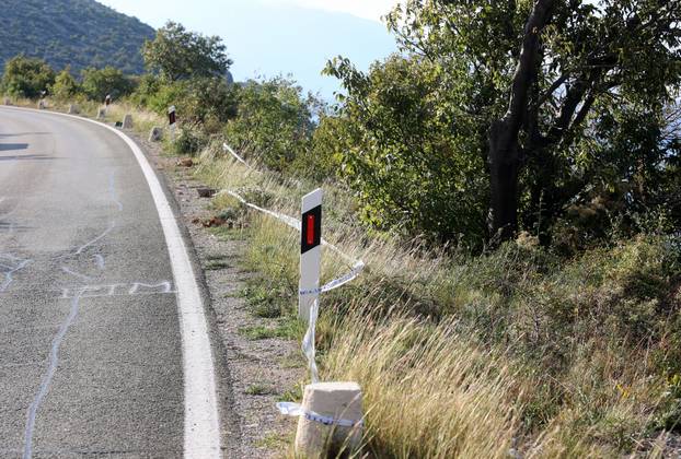 Izvlačenje auta iz mora kod Senja, u slijetanju poginulo četvero stranih državljana