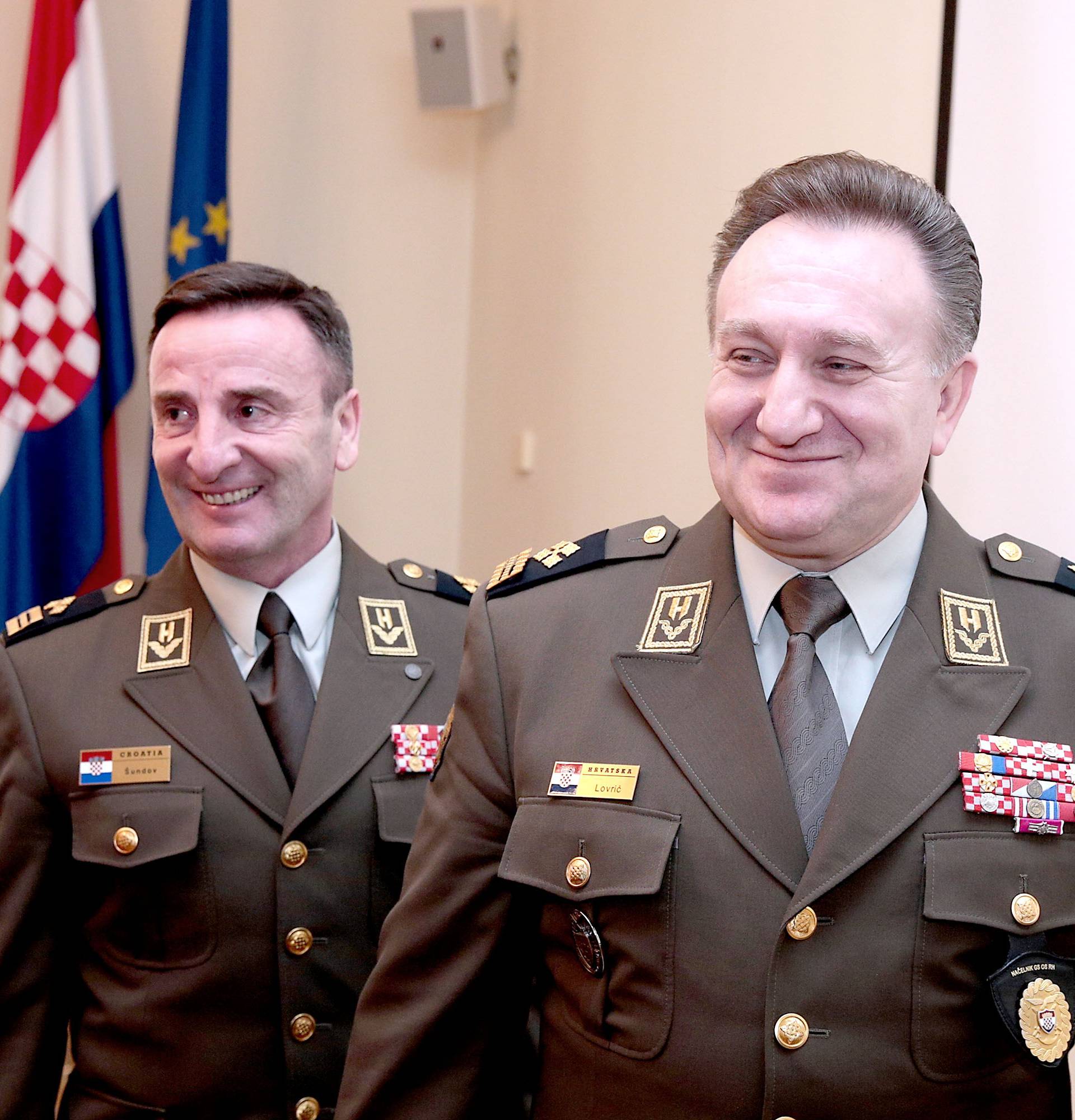 Odbor za obranu: Vladajući ponovno žele uvesti vojni rok