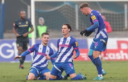 Mudražija uspio proći liječnički u Dinamu, iako zbog ozljede nije mogao igrati protiv njega