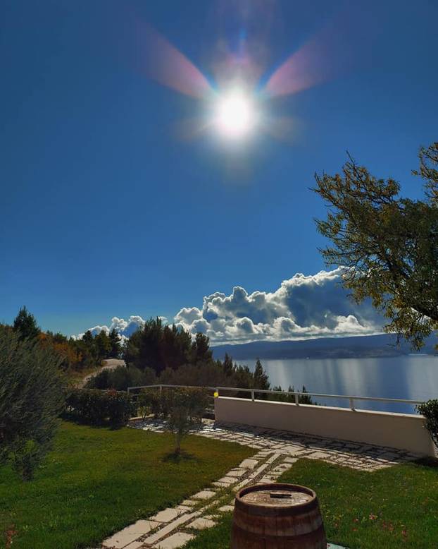 FOTO Ovo je Budimirova vila Pokora: Na ilegalnom katu su biljar i terasa, bazen će rušiti...