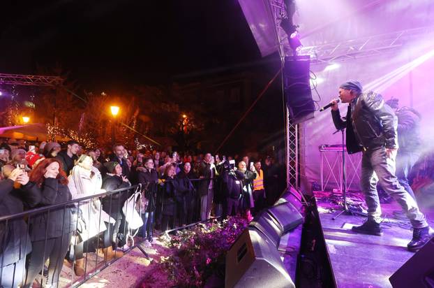 Šibenik: Koncertom Gibonnija započela 10. Adventura