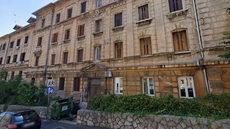 Tragedija u Rijeci: Izbio požar u stanu, našli tijelo mrtve žene