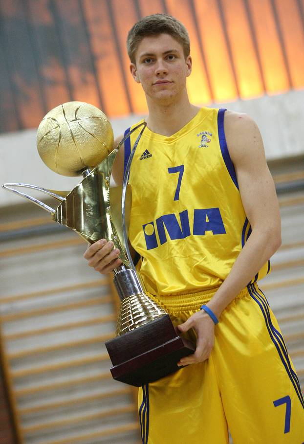 Zagreb: Dominik Mavra, Dario Šari? i Mario Hezonja, juniori KK Zagreb CO