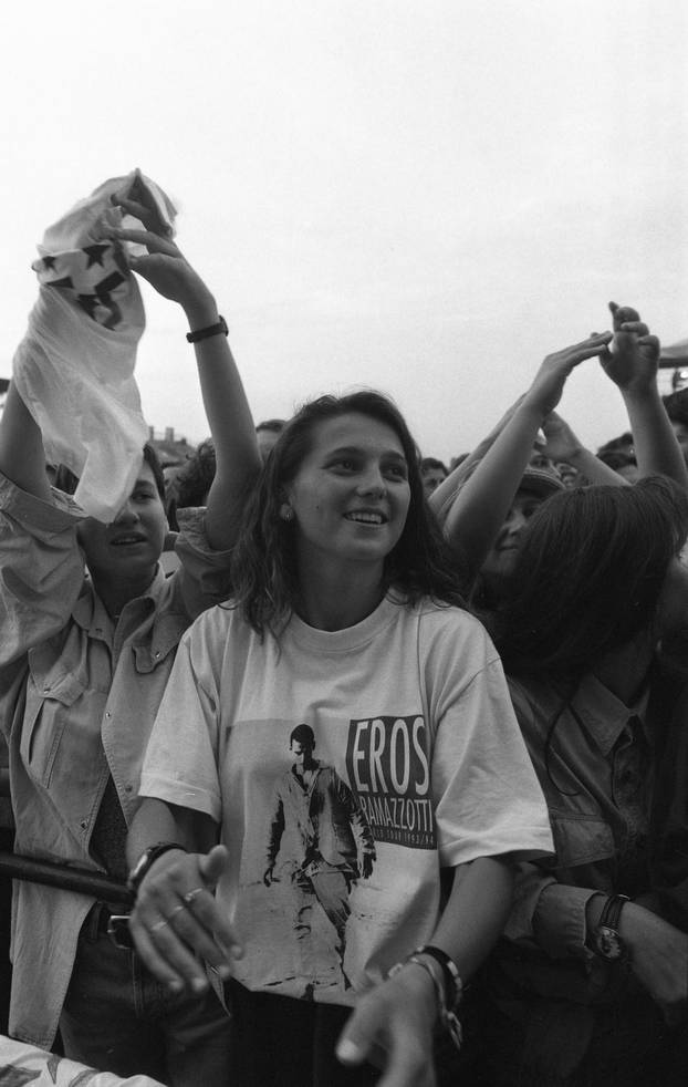 Koncert Ramazzottia i Jovanottia u Velikoj Gorici, 11.7.1994.