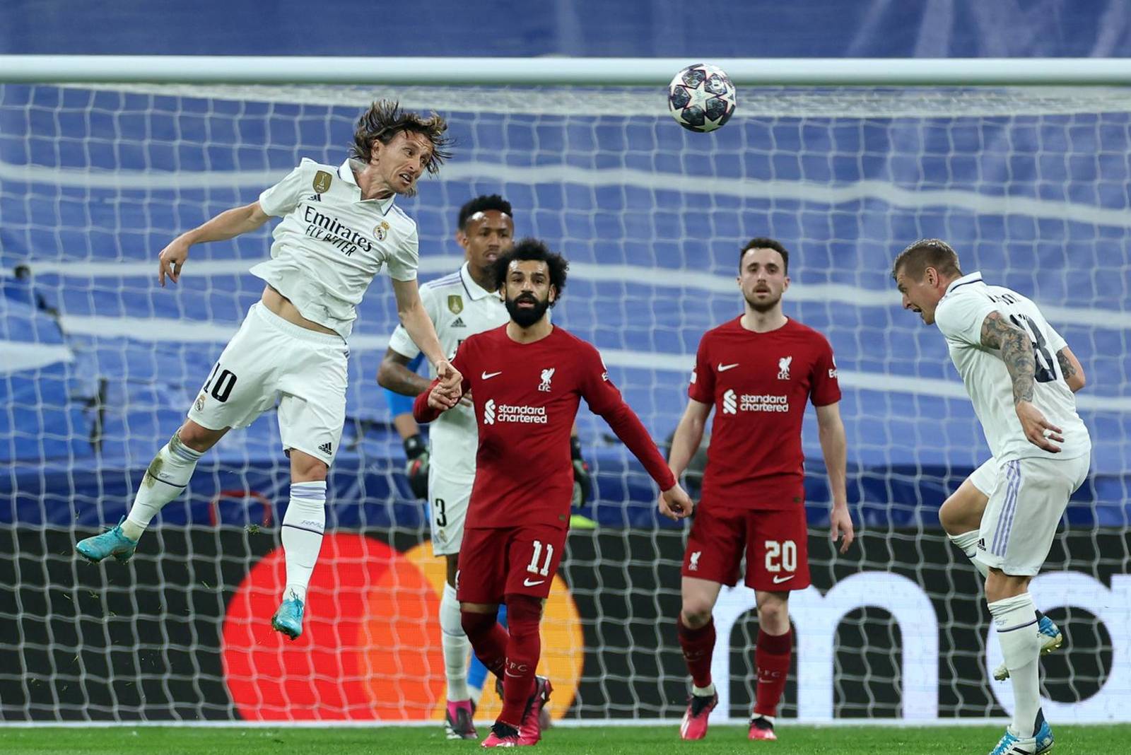 Real Madrid v Liverpool - UEFA Champions League - Round of Sixteen - Second Leg - Santiago Bernabeu Stadium