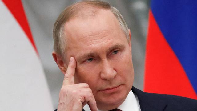 Putin: Rusija će normalno nastaviti s opskrbom plina