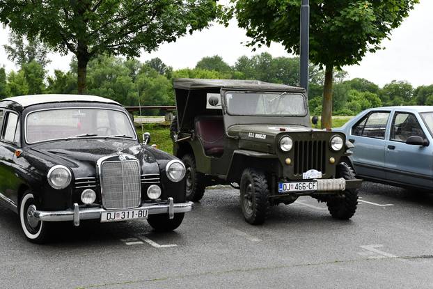 Međunarodni oldtimer susret u Slavonskom Brodu