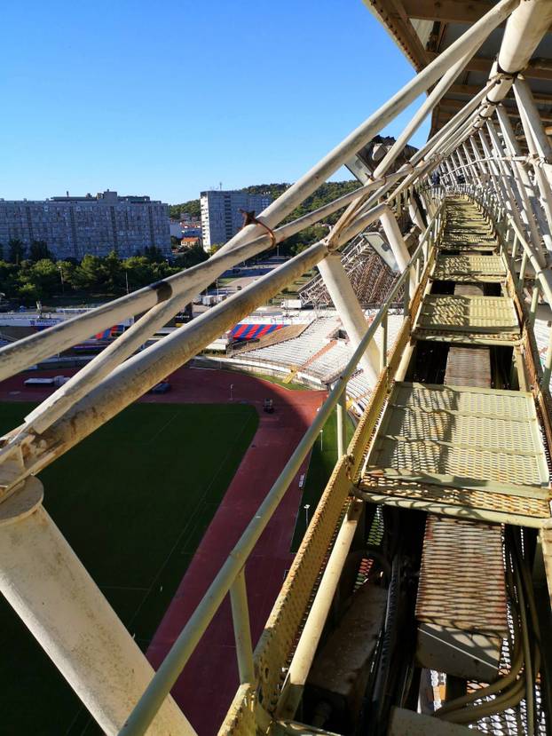 FOTO Novi šokantni prizori s Poljuda: 'Poispadale su vide'