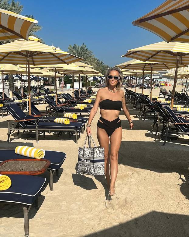 Svi Majini bikiniji i tangice: Sa Šimom uživala na jahti, i bivšeg Nenada zavela je na bazenu...