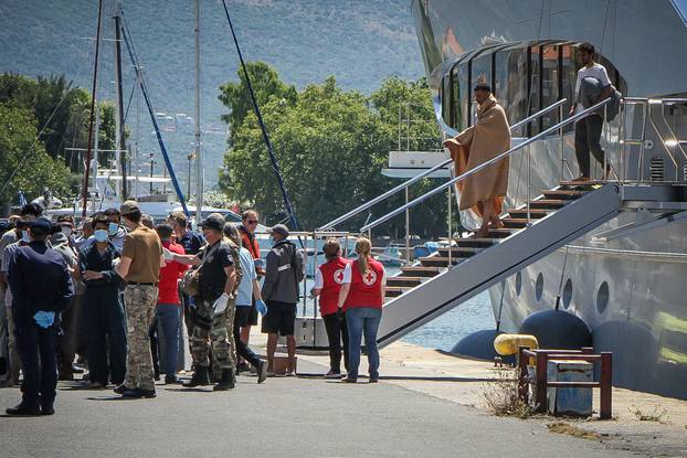 Dozens drown in deadliest migrant shipwreck off Greece this year