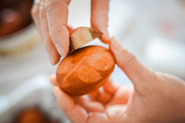 Zagreb: Tradicionalno bojanje uskršnjih jaja