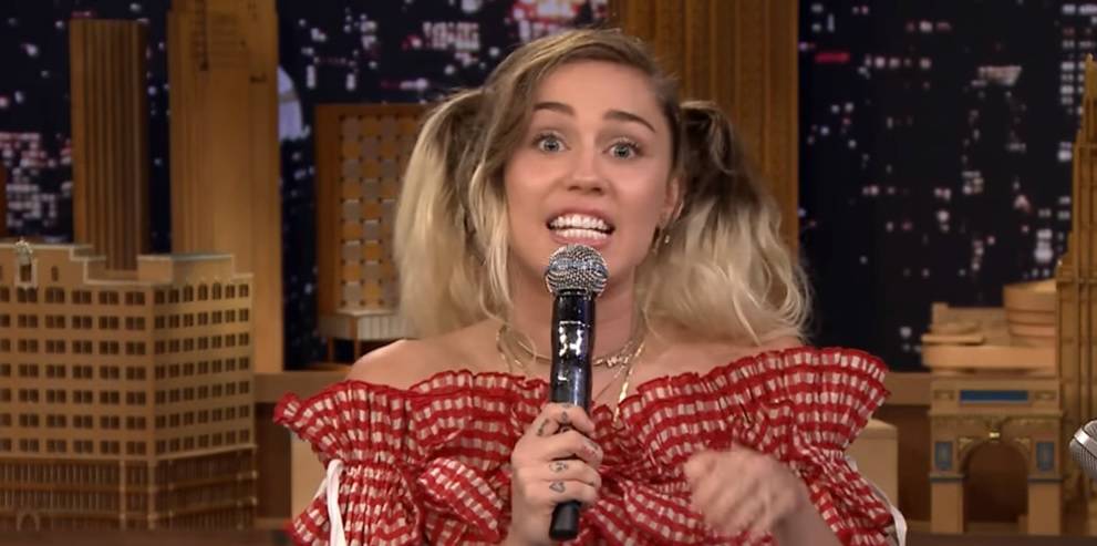 Urnebesno: Miley Cyrus pjevala pjesme prevedene s hrvatskog