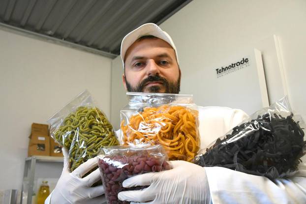 Ravneš: Sven Perec bavi se proizvodnjom tjestenine od batata