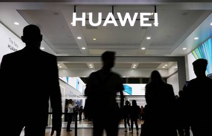 Huawei donirao tablete obitelji Zagrepčana stradalih u potresu