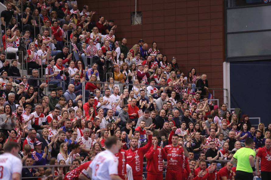 Osijek: Prijateljska utakmica između Hrvatske i Švicarske