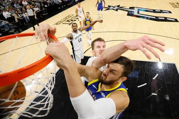 NBA: Golden State Warriors at San Antonio Spurs
