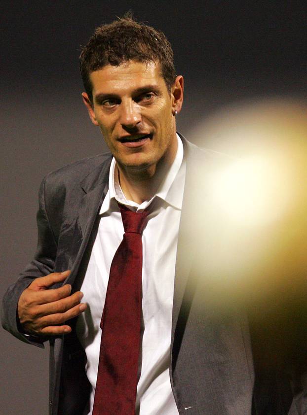 ARHIVA - 2006. Zagreb: Vatreni i "maksimirska krtica" srušili su Englesku 