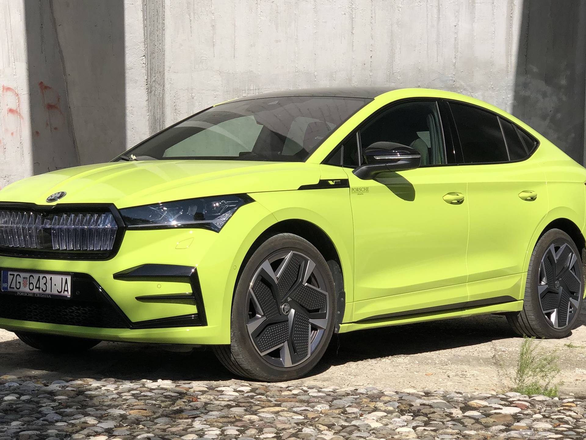 Testirali smo Enyaq Coupe RS: Najsnažnija Škoda bit će još jača