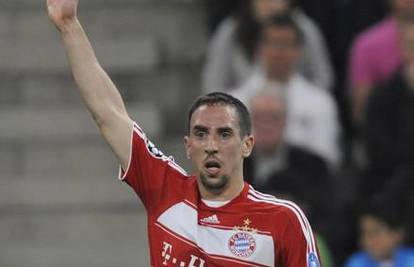 Bayern ne pušta Riberyja, čekaju ga na pripremama